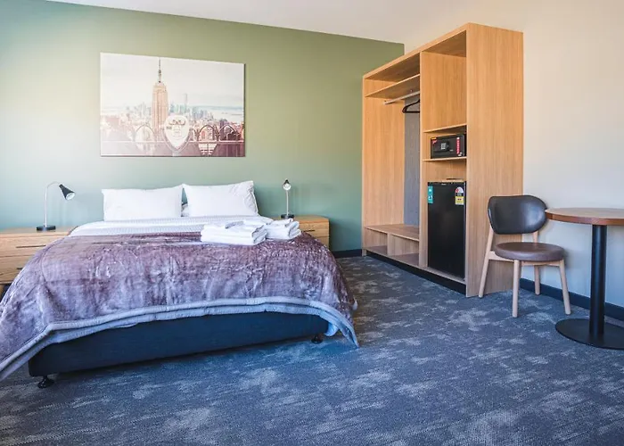 Superior Queen Room